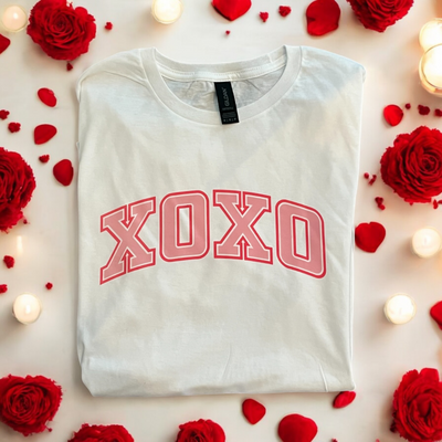 XOXO Graphic Top